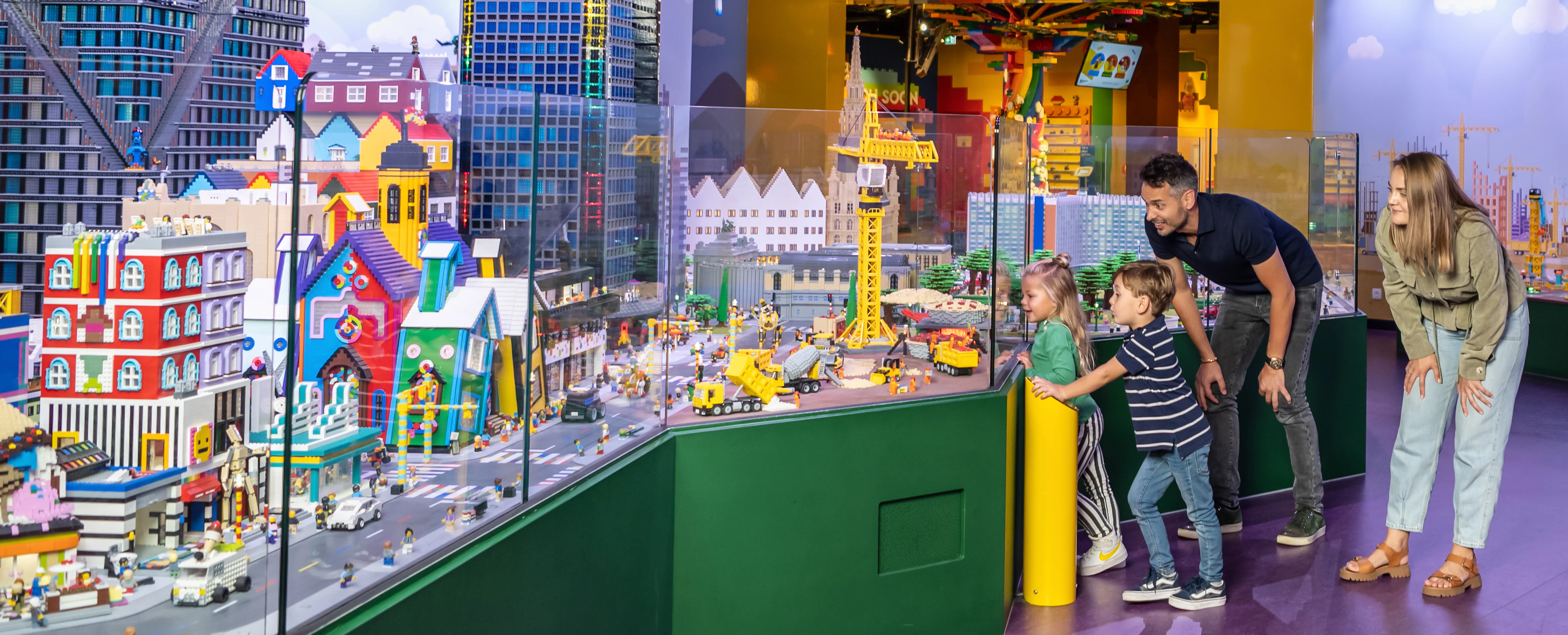 Miniland Close Crop
